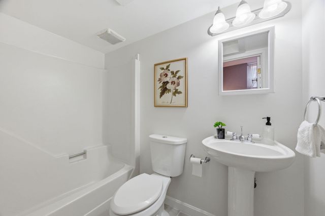48 Forest St 104, Medford, MA 02155