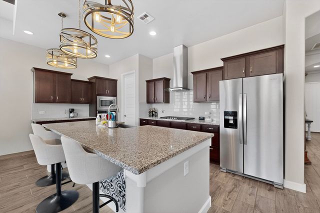 5204 Bullseye Road NE, Rio Rancho, NM 87144