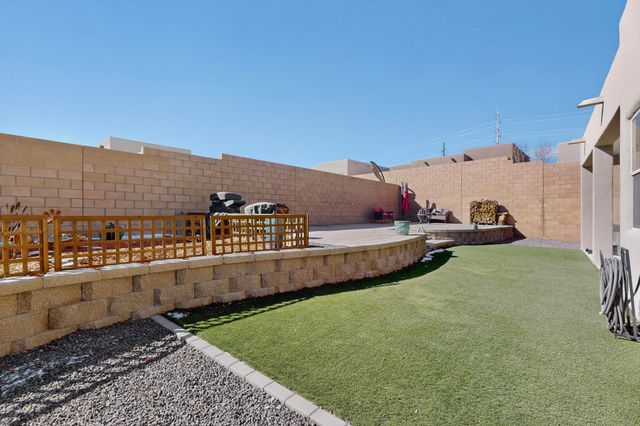 5204 Bullseye Road NE, Rio Rancho, NM 87144