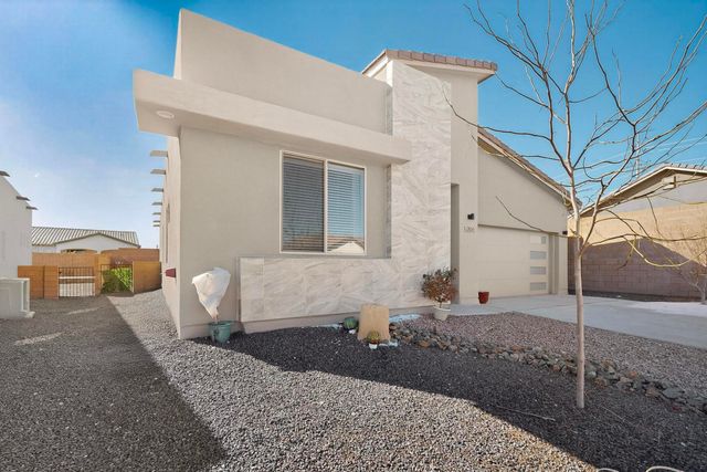 5204 Bullseye Road NE, Rio Rancho, NM 87144