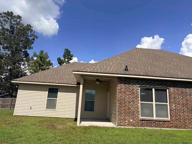 16211 White Rose Dr, Baton Rouge, LA 70817