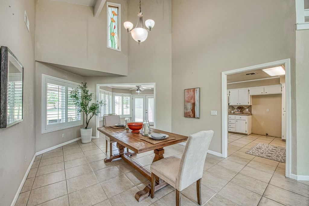 Image 19 of property listing at 12235 N Willow Avenue, Clovis, CA 93619