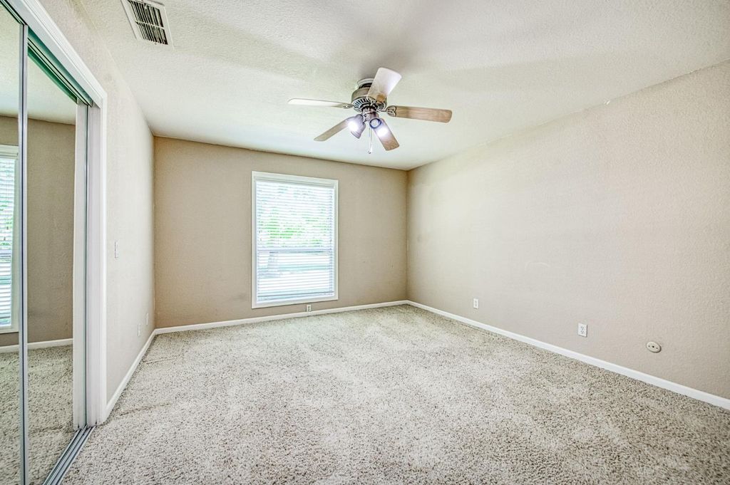 Image 34 of property listing at 12235 N Willow Avenue, Clovis, CA 93619