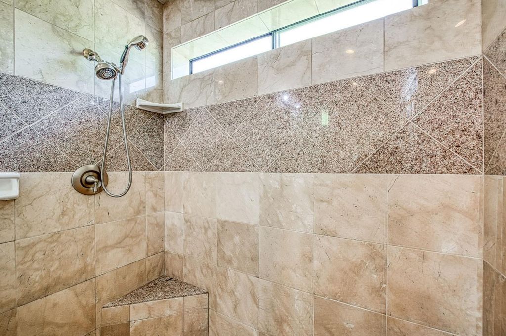 Image 39 of property listing at 12235 N Willow Avenue, Clovis, CA 93619