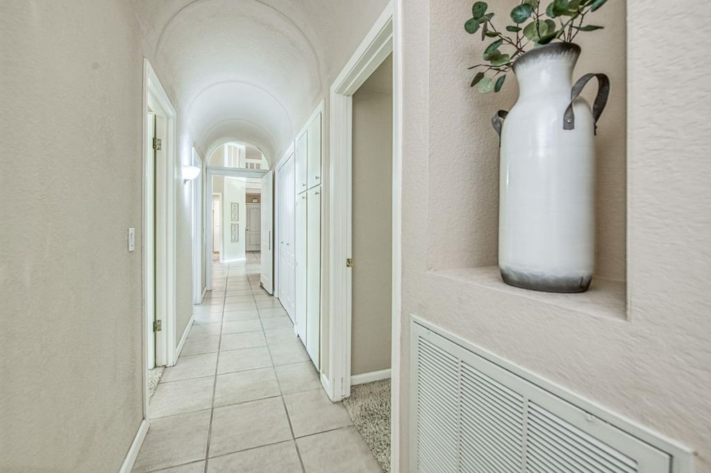 Image 42 of property listing at 12235 N Willow Avenue, Clovis, CA 93619