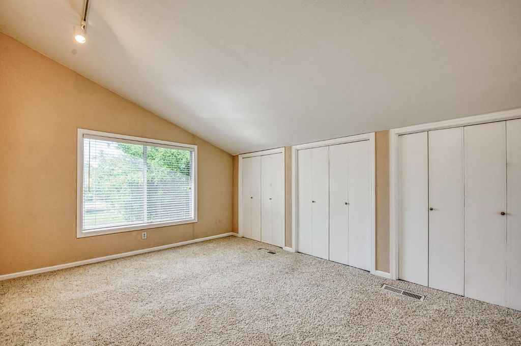 Image 45 of property listing at 12235 N Willow Avenue, Clovis, CA 93619