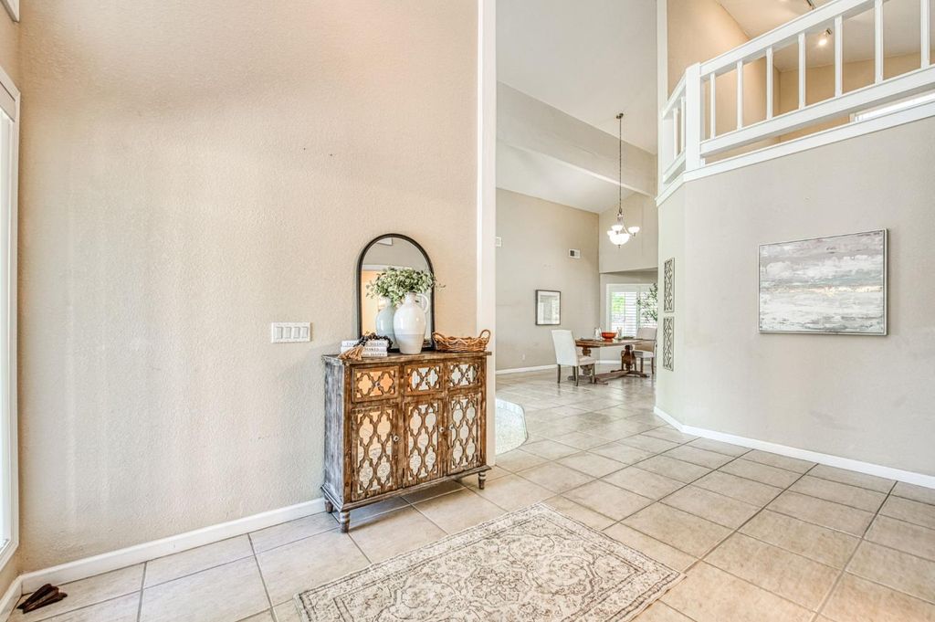 Image 8 of property listing at 12235 N Willow Avenue, Clovis, CA 93619