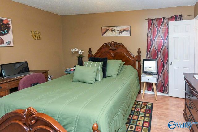 1613 Thomas Drive SW, Decatur, AL 35601