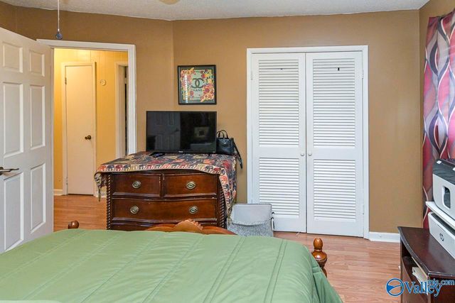 1613 Thomas Drive SW, Decatur, AL 35601