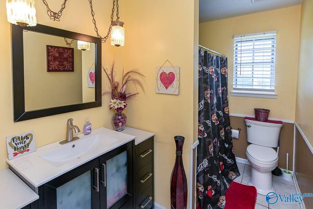 1613 Thomas Drive SW, Decatur, AL 35601