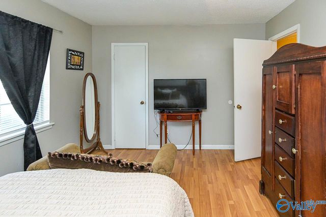 1613 Thomas Drive SW, Decatur, AL 35601