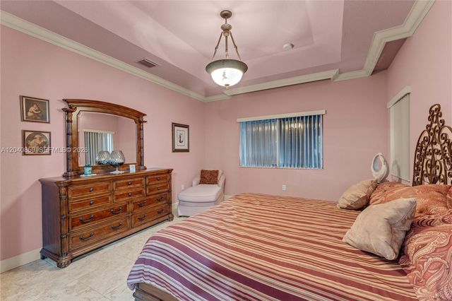 22548 SW 102nd Path, Cutler Bay, FL 33190