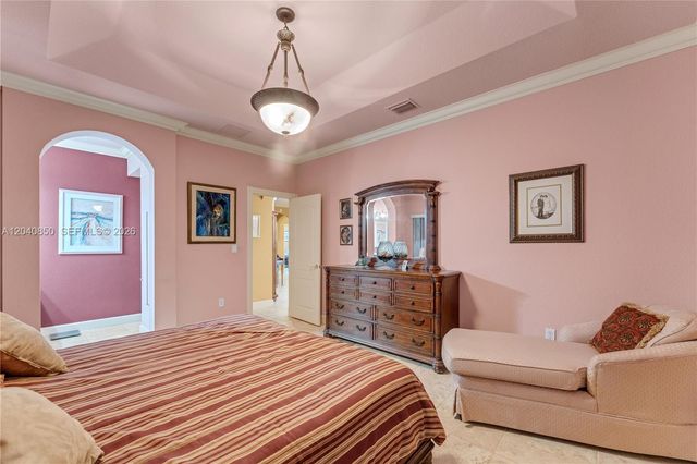 22548 SW 102nd Path, Cutler Bay, FL 33190