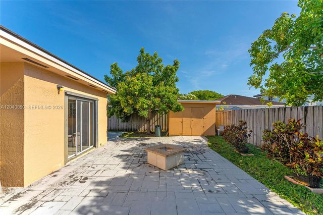22548 SW 102nd Path, Cutler Bay, FL 33190