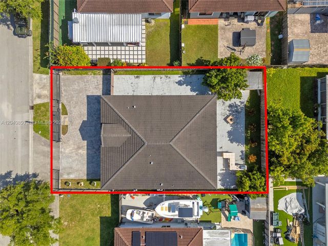 22548 SW 102nd Path, Cutler Bay, FL 33190