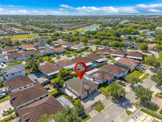 22548 SW 102nd Path, Cutler Bay, FL 33190