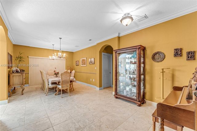 22548 SW 102nd Path, Cutler Bay, FL 33190