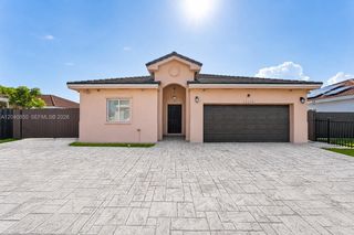 22548 SW 102nd Path, Cutler Bay, FL 33190