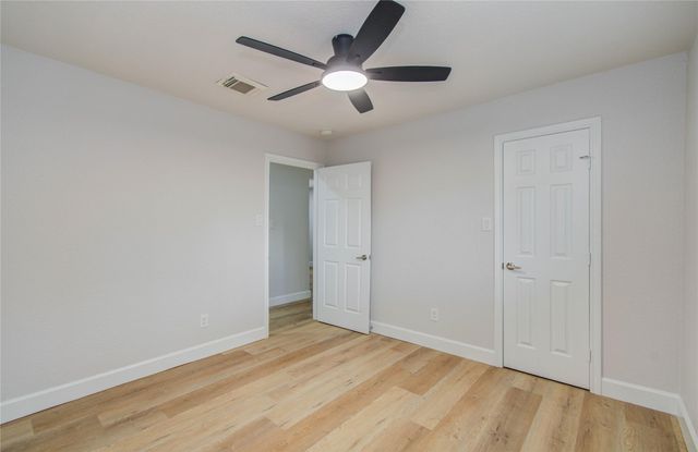 7026 Hidden Arbor Lane, Houston, TX 77040