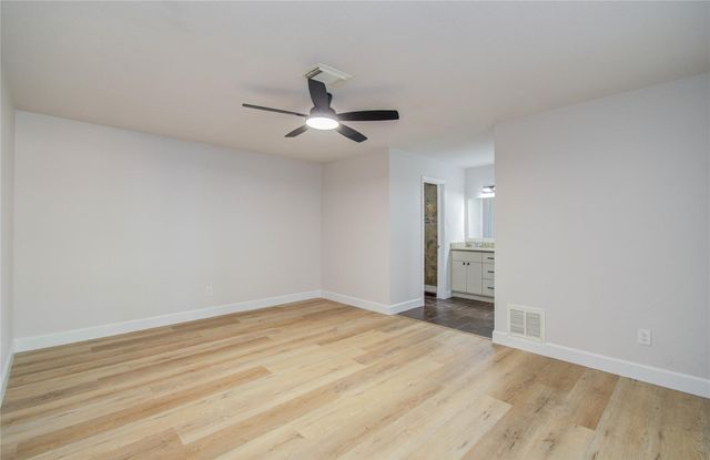 7026 Hidden Arbor Lane, Houston, TX 77040