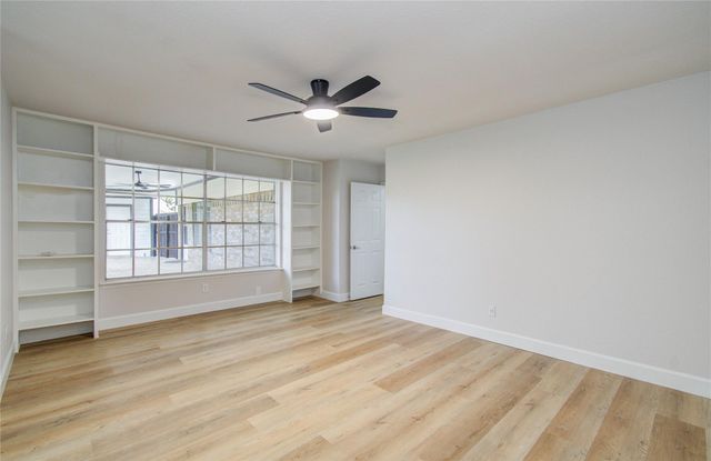 7026 Hidden Arbor Lane, Houston, TX 77040