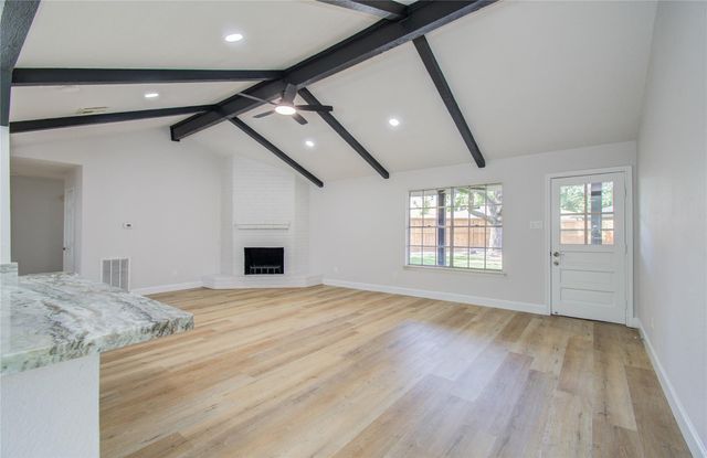 7026 Hidden Arbor Lane, Houston, TX 77040