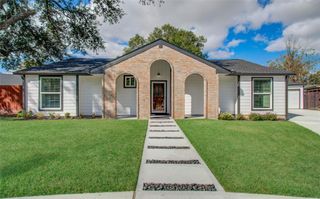 7026 Hidden Arbor Lane, Houston, TX 77040