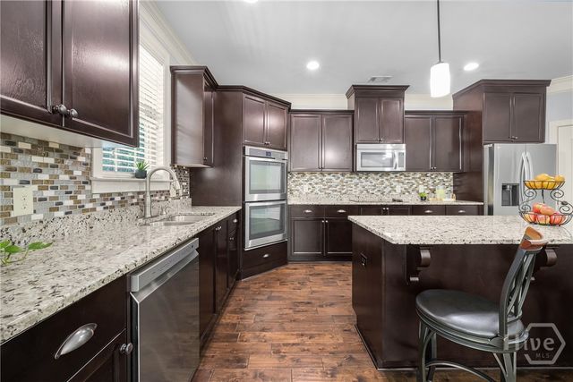 137 Saddleclub Way, Guyton, GA 31312