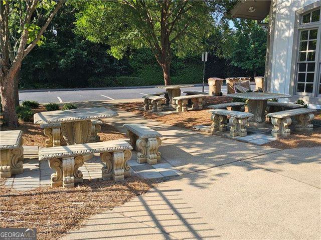 1435 Woodall Trace, Alpharetta, GA 30004