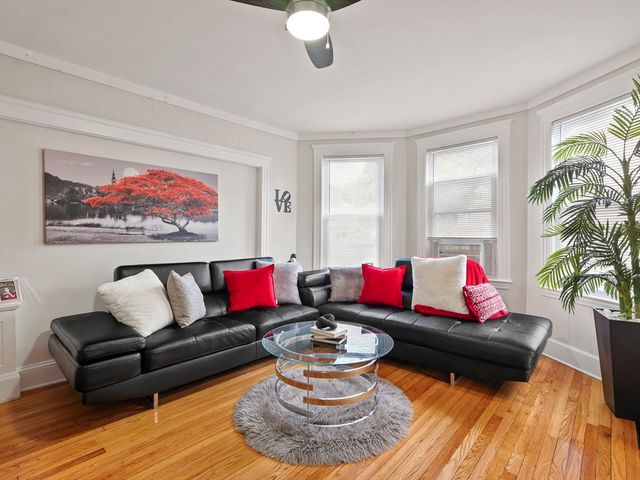 8-10 Edgemere Road 1, Lynn, MA 01904