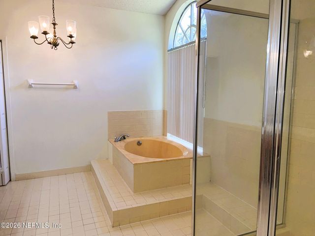 713 CHESSWOOD Court, St. Johns, FL 32259