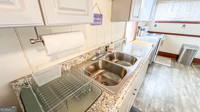 242 Katy Lake Road, Jackson, GA 30233
