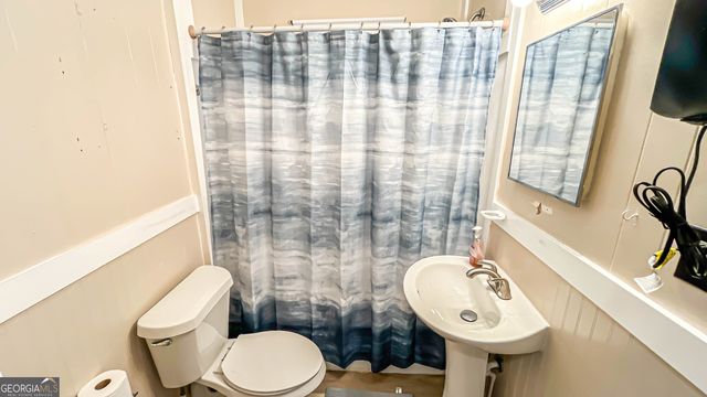 242 Katy Lake Road, Jackson, GA 30233
