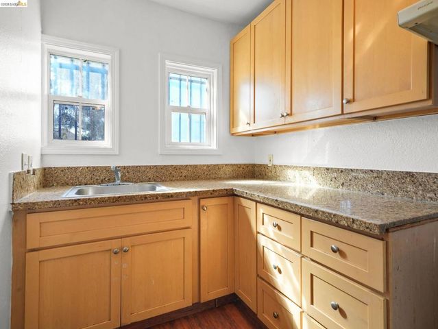 400 Bissell, Richmond, CA 94801