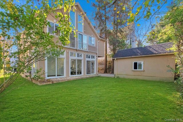 193 Nelson Road, Scarsdale, NY 10583