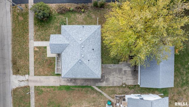 1064 MONROE Street, Galesburg, IL 61401