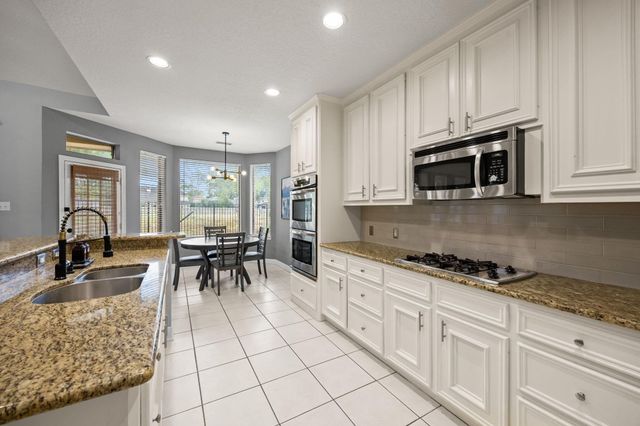 2839 Highland Lakes Drive, Missouri City, TX 77459