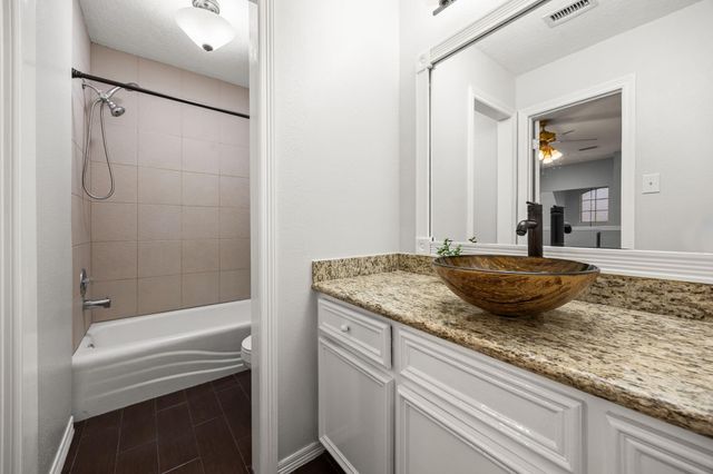 2839 Highland Lakes Drive, Missouri City, TX 77459