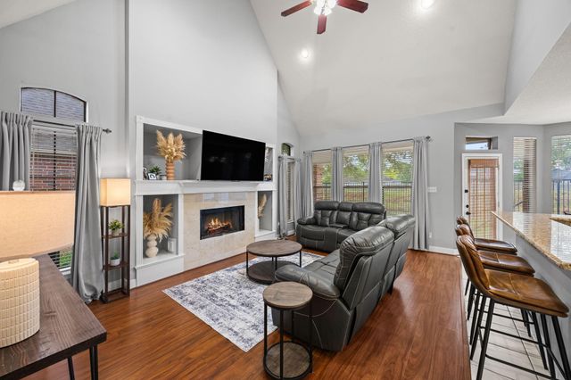 2839 Highland Lakes Drive, Missouri City, TX 77459