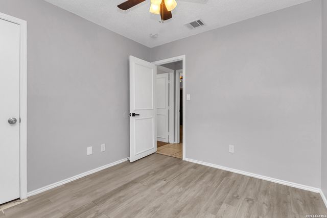 12043 Stoney Xing, San Antonio, TX 78247