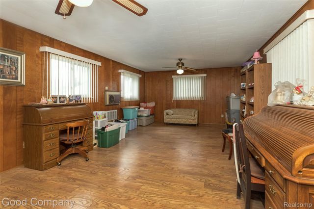4105 Durham Road, Royal Oak, MI 48073