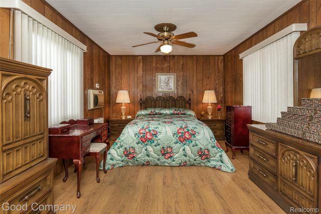 4105 Durham Road, Royal Oak, MI 48073