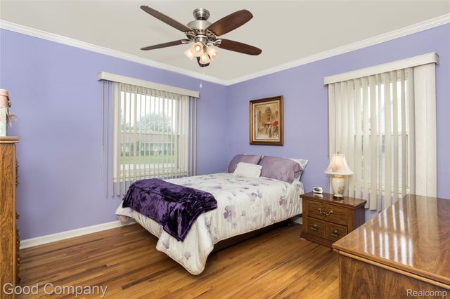4105 Durham Road, Royal Oak, MI 48073