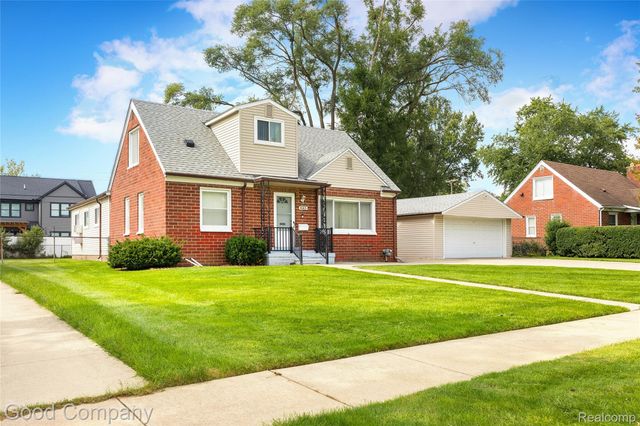 4105 Durham Road, Royal Oak, MI 48073