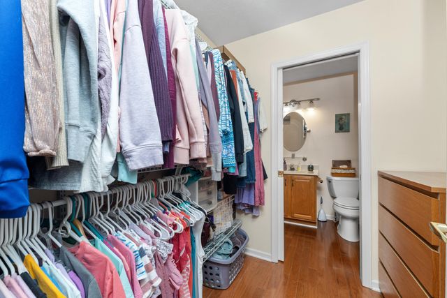 5953 Wood Valley Road, Kalamazoo, MI 49009