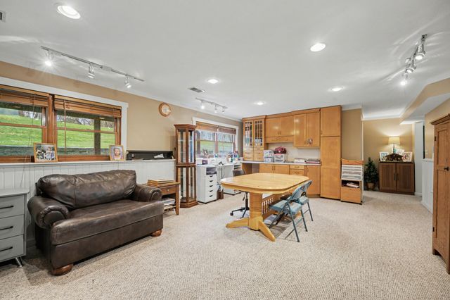 5953 Wood Valley Road, Kalamazoo, MI 49009