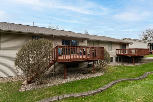 5953 Wood Valley Road, Kalamazoo, MI 49009