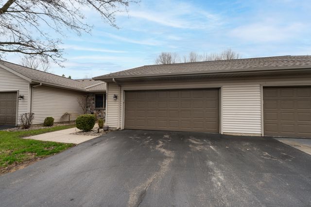 5953 Wood Valley Road, Kalamazoo, MI 49009