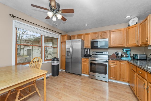 5953 Wood Valley Road, Kalamazoo, MI 49009