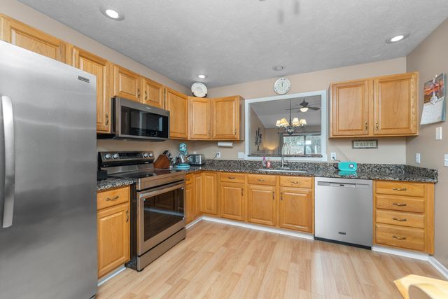 5953 Wood Valley Road, Kalamazoo, MI 49009